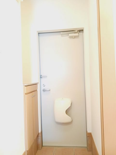 プロムナードBの玄関写真