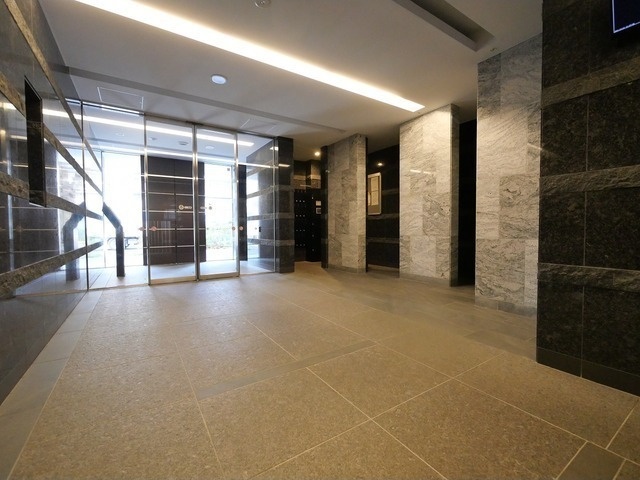 BluRock板橋の外観写真