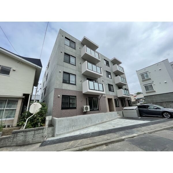 Foris・De Minami Hiragishiの外観写真