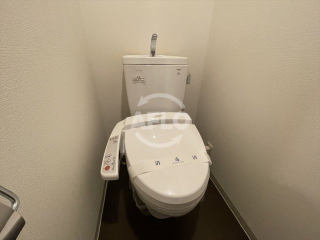 トイレ　アーバネックス大阪城WEST　温水洗浄便座
