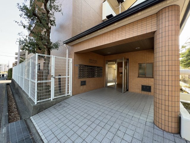 ウェルフェアーの外観写真