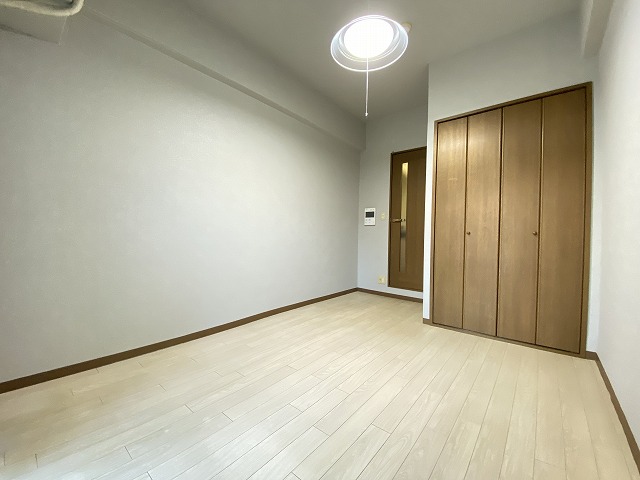 ブルーム神戸三宮の内装写真