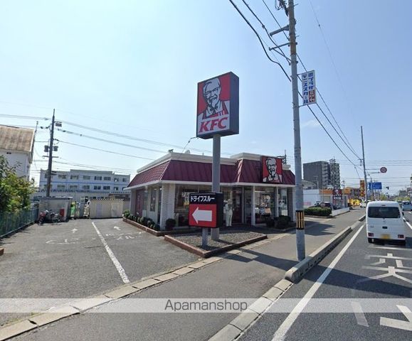 飲食店　ケンタッキーフライドチキン岡山高柳店（飲食店）まで444m
