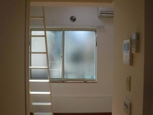 居室・リビング　明るいお部屋です