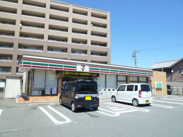 コンビニ　セブンイレブン浜北沼店（コンビニ）まで226m