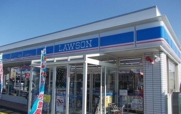コンビニ　ローソン三沢下久保店（コンビニ）まで600m