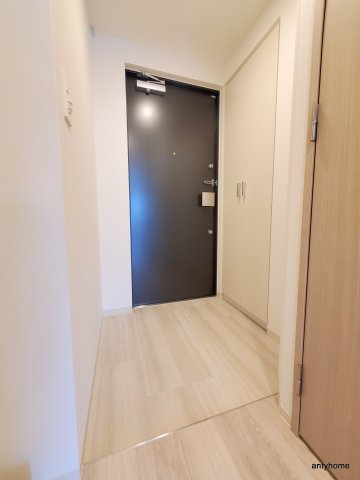 バウスフラッツ新大阪の玄関写真
