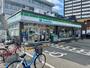 コンビニ　ファミリーマート 南住吉店（コンビニ）まで751m