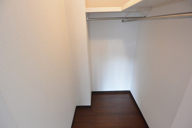 収納　ウォークインクローゼット