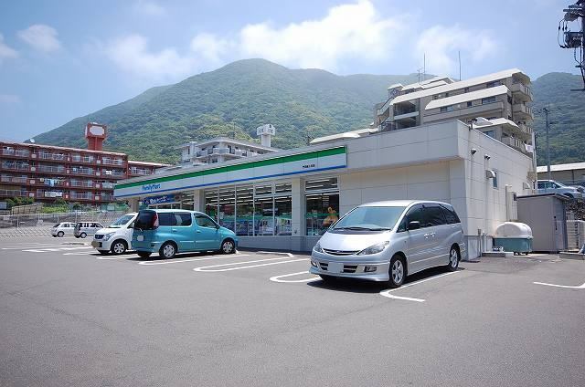 コンビニ　ファミリーマート門司泉ヶ丘店（コンビニ）まで1184m