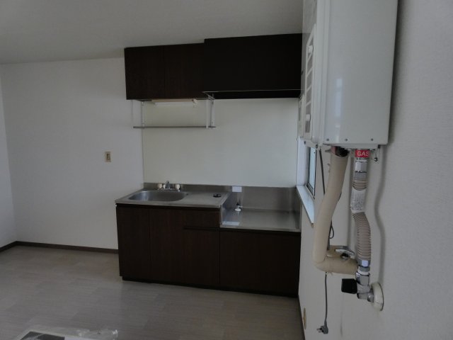 ＪＲ青梅線 拝島駅 徒歩17分 2階建 築36年のキッチン写真