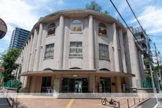 幼稚園・保育園　中央区立十思保育園（幼稚園・保育園）まで76m