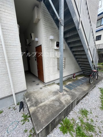京急本線 黄金町駅 徒歩13分 2階建 築11年の外観写真