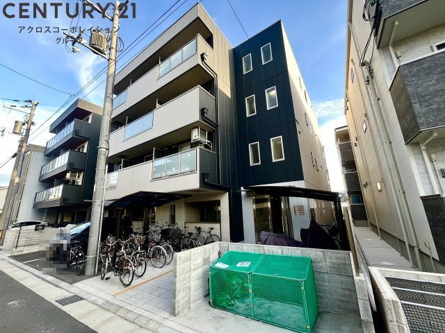 建物外観　オートロック付きで安心です！