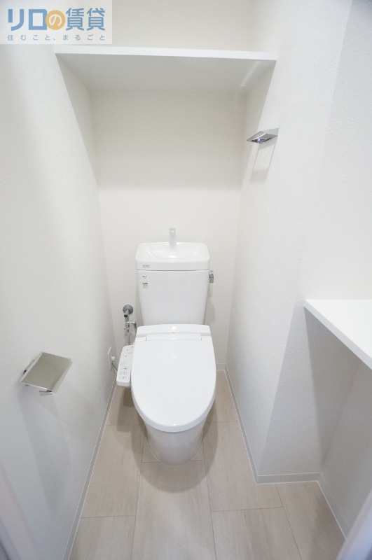 プレサンスNEO上新庄PRIMECRUISのトイレ写真