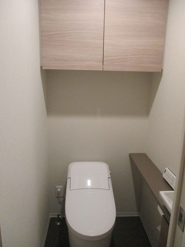 クレストコート文京湯島のトイレ写真