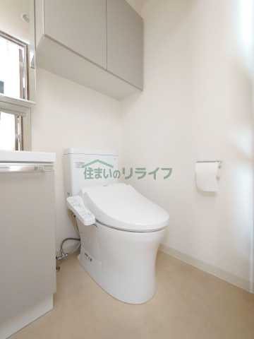 トイレ　別部屋引用