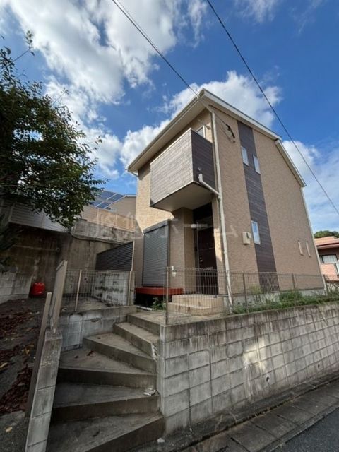 建物外観　現況優先
