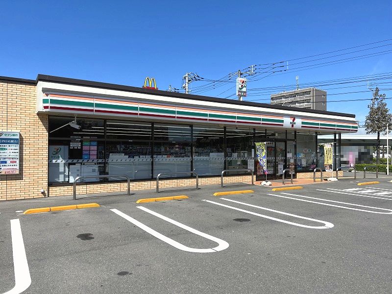コンビニ　セブンイレブン 高知河ノ瀬町店（コンビニ）まで440m