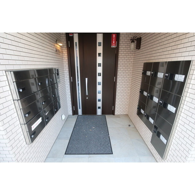 その他　オートロックエントランス　宅配ＢＯＸ
