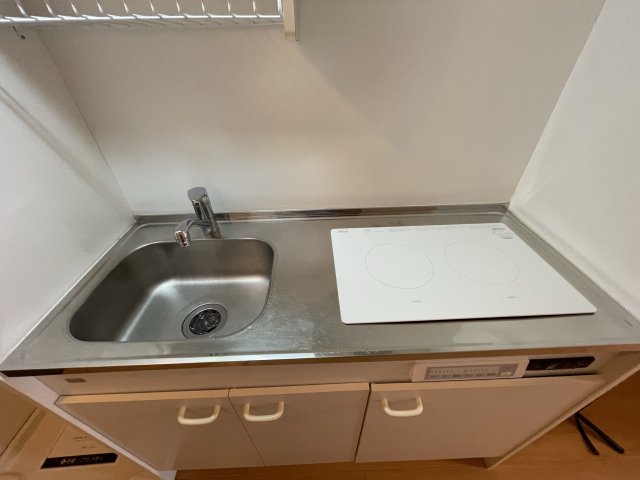 キッチン　(参考)同マンション同間取り他部屋の写真