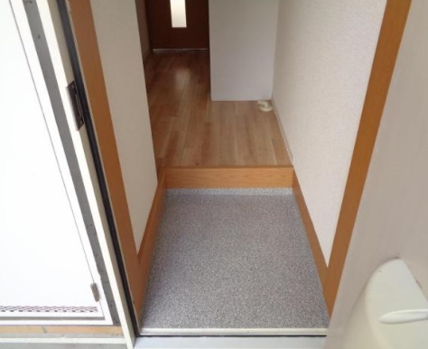 ヴィラ汐町の玄関写真