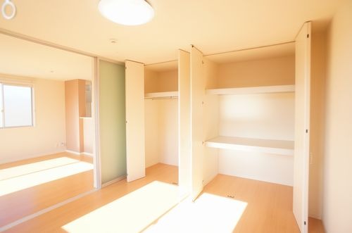収納　図面と現状に相違がある場合には現状を優先