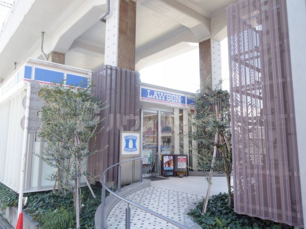 コンビニ　ローソン　南千住駅西口店（コンビニ）まで170m