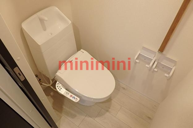 阪急京都線 茨木市駅 徒歩5分 3階建 築3年のトイレ写真