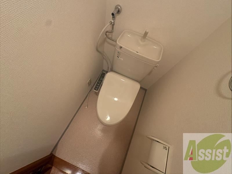 地下鉄東西線 二十四軒駅 徒歩12分 4階建 築25年のトイレ写真