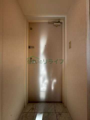 玄関　MODULOR三軒茶屋