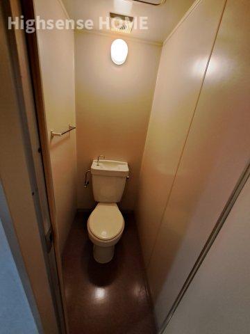 トイレ　落ち着いたトイレです