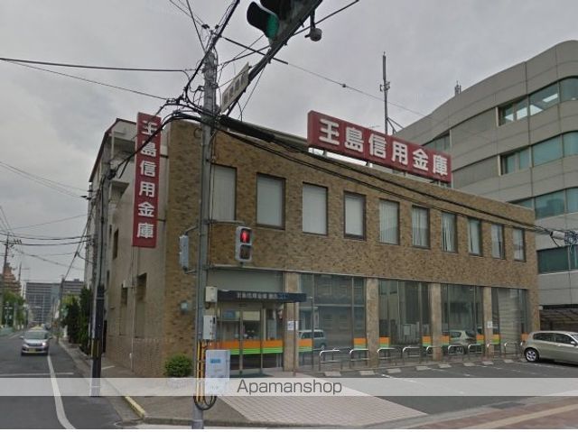 銀行　玉島信用金庫鶴形支店（銀行）まで412m