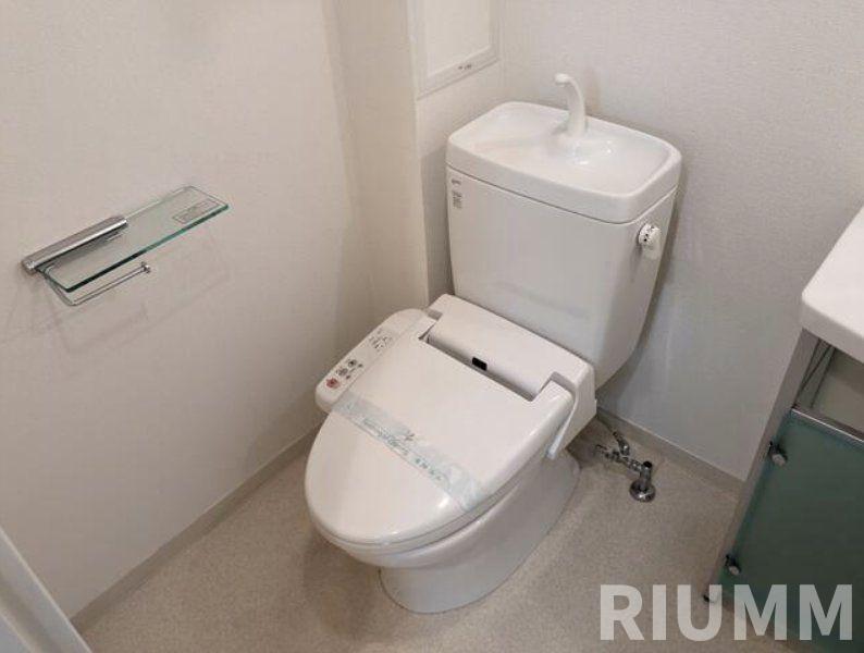 ＪＲ山手線 浜松町駅 徒歩1分 14階建 築21年のトイレ写真