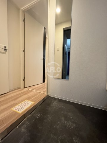 玄関　セレニテ堺筋本町リアン　玄関