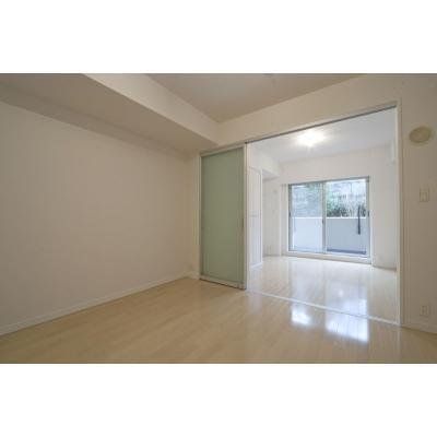 居室・リビング　※同タイプの別のお部屋です。