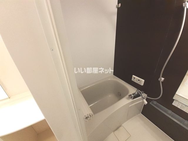 クリエイティブ B棟の風呂写真