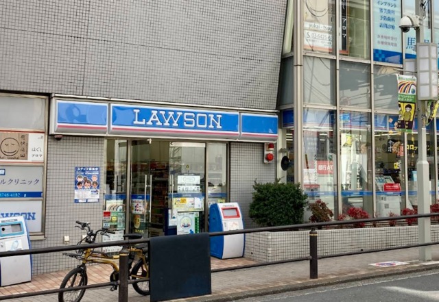 コンビニ　ローソン奥沢駅前店（コンビニ）まで432m