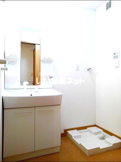 ＪＲ東海道本線 辻堂駅 徒歩24分 2階建 築19年の内装写真