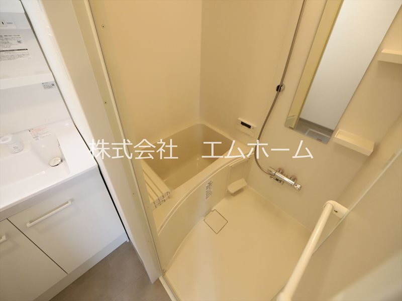バス・シャワールーム　追い焚き　浴室暖房乾燥機付バスルーム