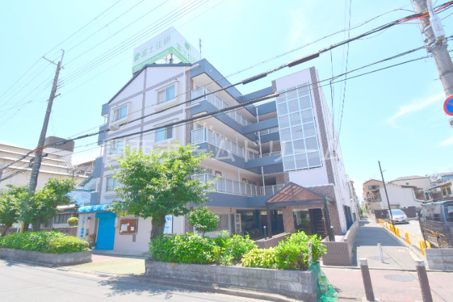 建物外観　外観写真（昼）