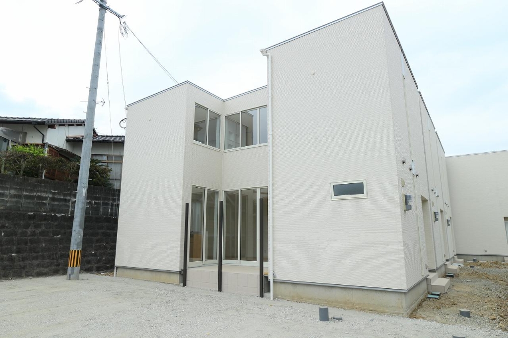 建物外観　オシャレなデザイナーズ物件。