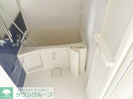 東京メトロ千代田線 根津駅 徒歩8分 5階建 築27年の風呂写真