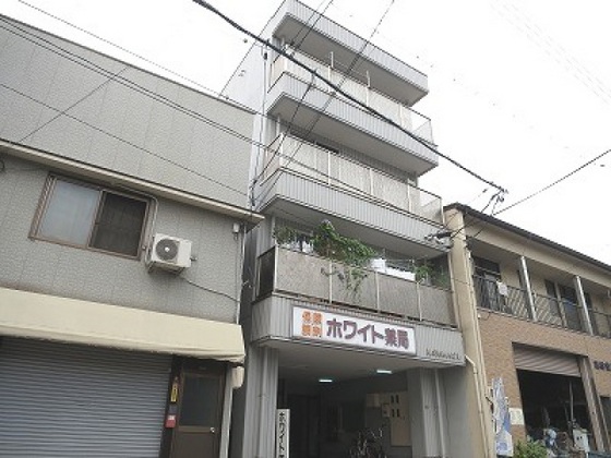 KAWAMAビルの外観写真