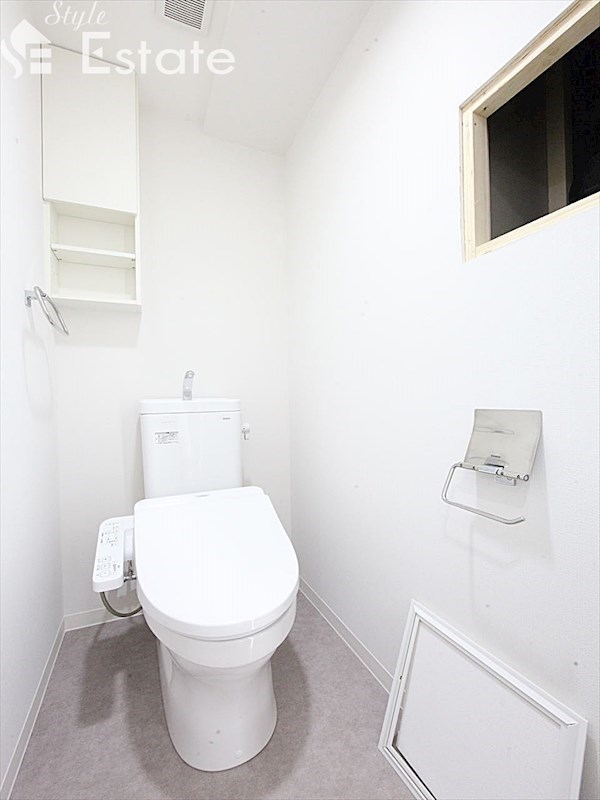 地下鉄鶴舞線 浄心駅 徒歩7分 4階建 築8年のトイレ写真