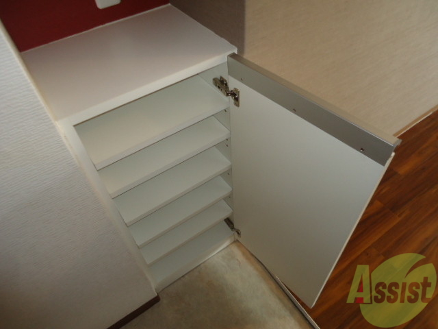 収納　春夏秋冬たくさんの靴が収納できます。