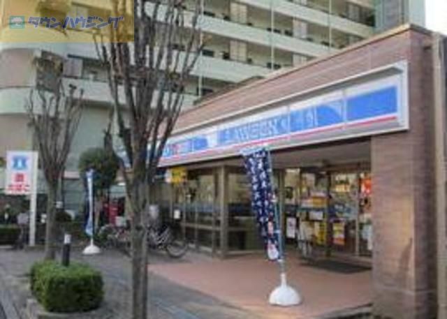コンビニ　ローソン篠崎町七丁目店（コンビニ）まで200m