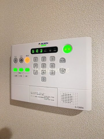 セキュリティ　※写真は別号室です