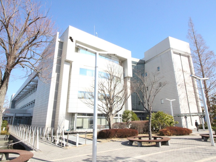 役所　泉区役所（役所）まで550m