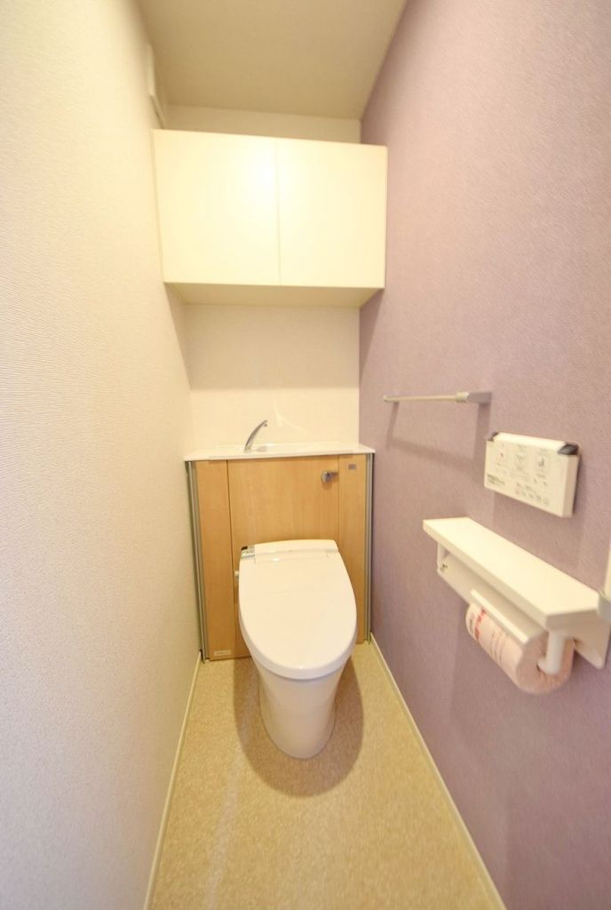 つくばエクスプレス 八潮駅 徒歩10分 3階建 築7年のトイレ写真